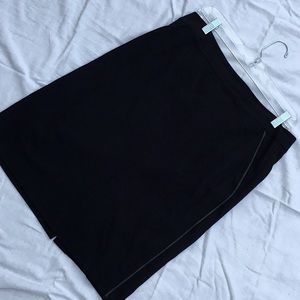 Talbots skirt w suede piping